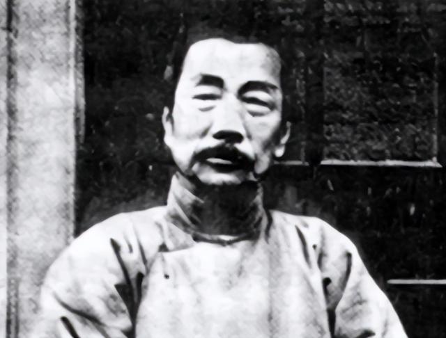 阿q正传人物形象分析(阿Q正传人物形象分析400字)