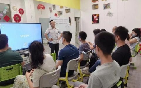 插花沙龙活动策划方案（花艺沙龙活动策划方案）