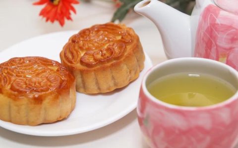 吃月饼作文300字三年级（吃月饼作文300字左右）