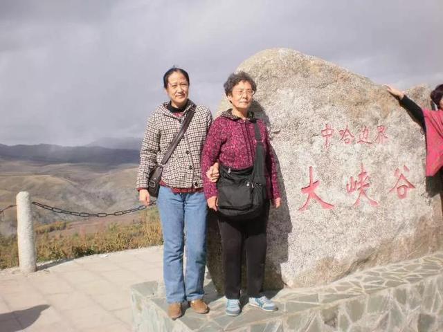 想念妈妈的句子天堂，想念妈妈的句子天堂图片！