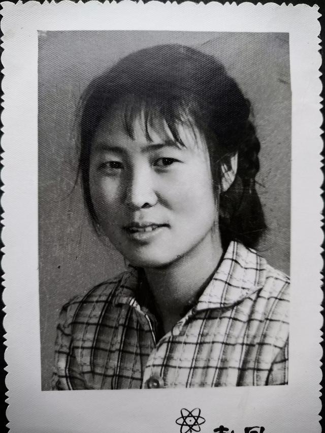 想念妈妈的句子天堂，想念妈妈的句子天堂图片！
