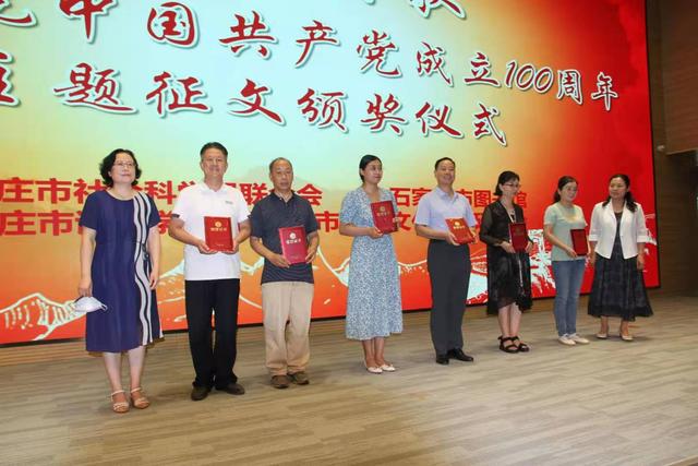 我爱我的校园作文，我爱我的校园作文300字三年级！