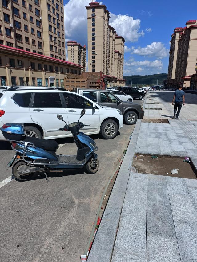 我心中的爱恋是什么歌，爱恋在心中什么歌！