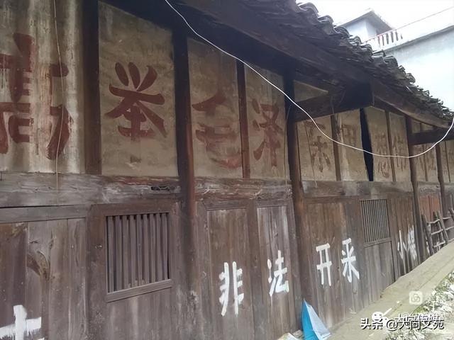小学生国庆节作文300字作文，小学生国庆节作文300字作文怎么写！