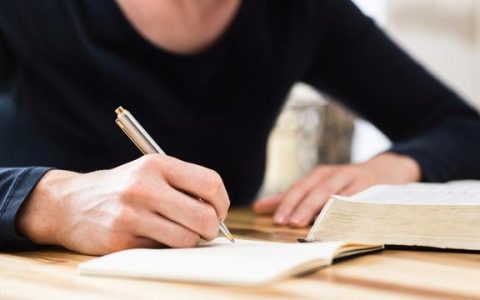 茶馆读书笔记2000字，茶馆读书笔记2000字大学篇！
