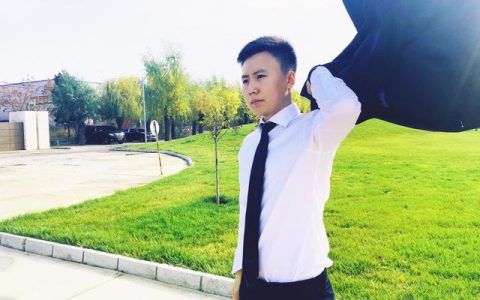 赤子追梦心歌词，赤子追梦心歌曲！