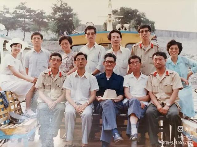 平德利_散文一路向暖_师恩难忘一一记我的戴启章老师