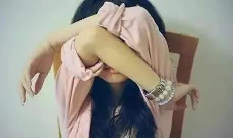 女儿被5旬男子强奸,父亲一怒之下打死歹徒是否被判刑?