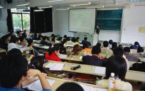 学生对老师的评价语简短，学生对老师的评价语简短丧！
