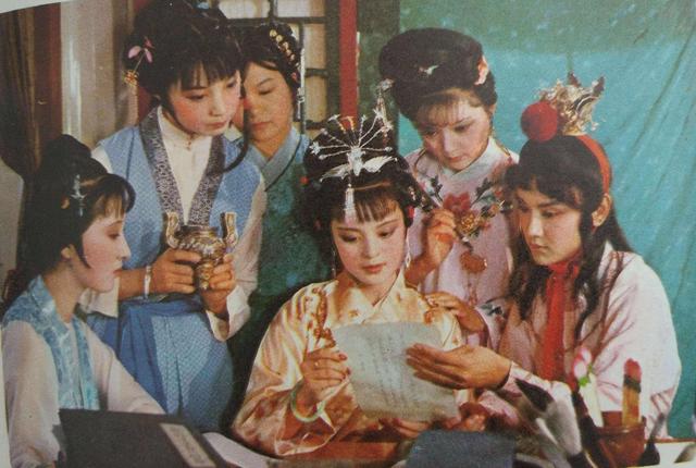 红楼梦读后感600字免费，红楼梦读后感600字免费复制！