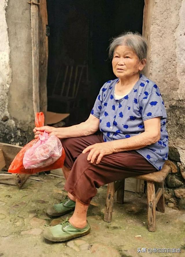 爷爷的妈妈应该叫什么，奶奶的爸爸应该叫什么！
