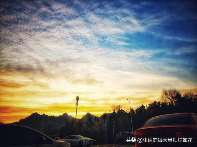 读书生活恰似画页扩句至少扩两处，读书生活恰似画面扩句至少扩两处