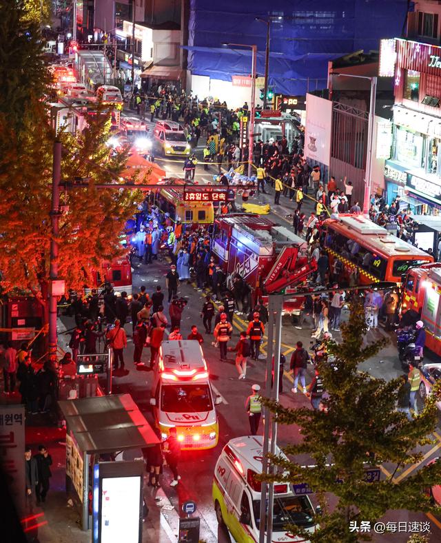 022年万圣节是哪天，2022年圣诞节是哪天"