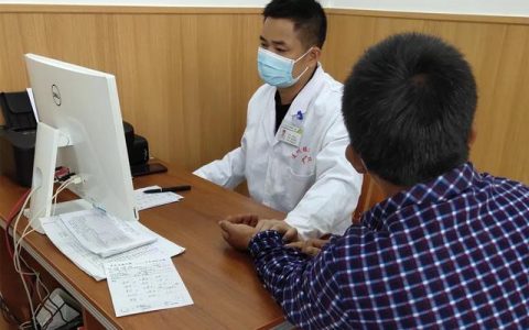 医生个人先进事迹，医生事迹报道？